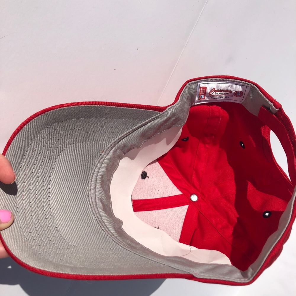 Wisconsin Badgers Baseball Hat Red Cap - Picture 3 of 6